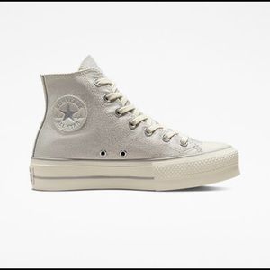 Chuck Taylor All Star Platform / 6
